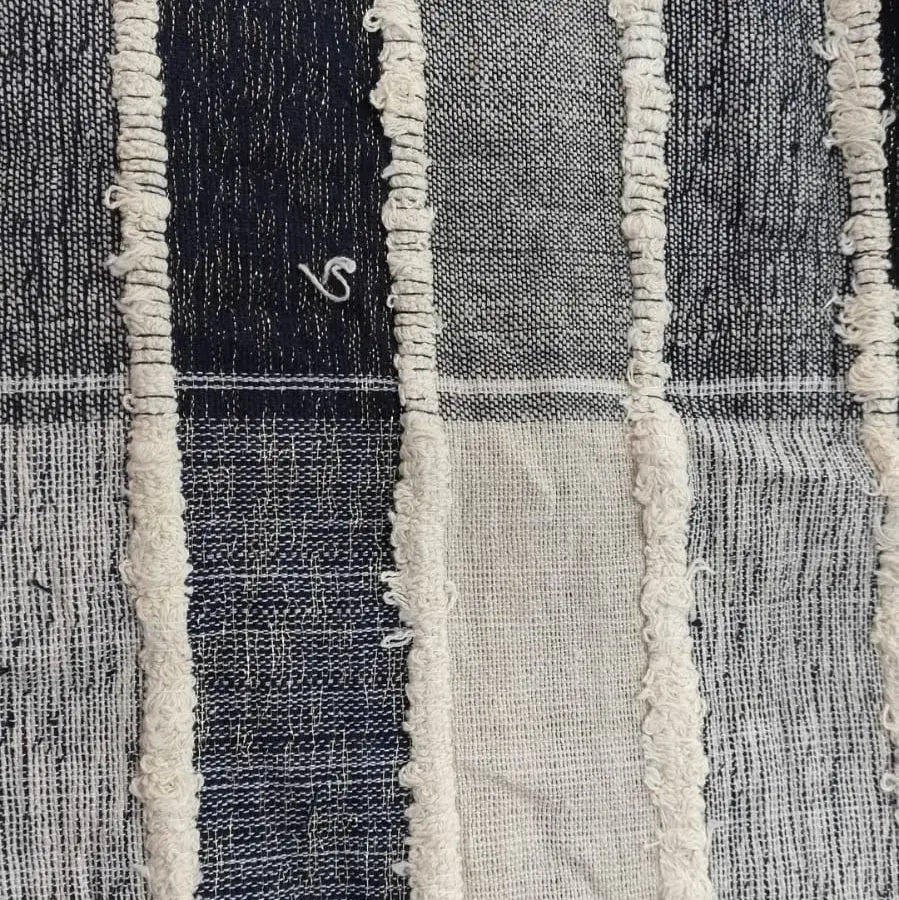 Handmade Jacquard Fabric HM086 Fabric Hugs