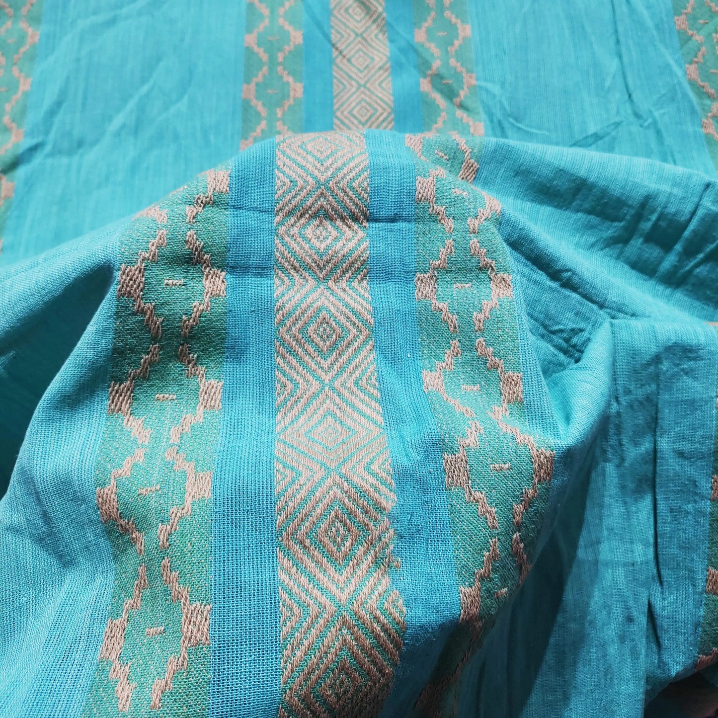 Yarn Dyed Pattern YD026 Fabric Hugs