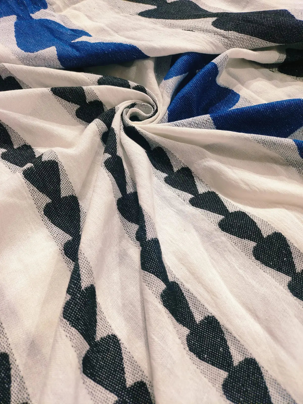 Yarn Dyed Pattern YD031 Fabric Hugs