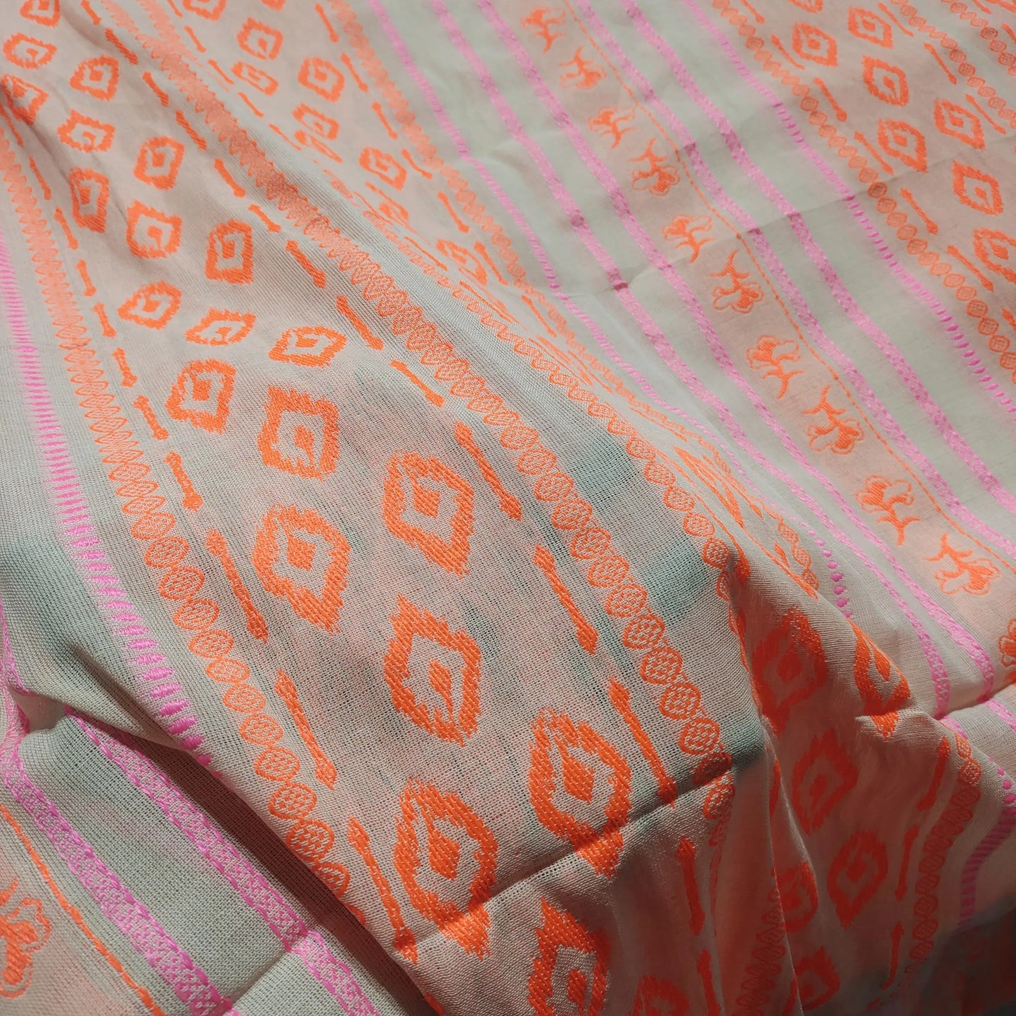 Yarn Dyed Pattern YD041 Fabric Hugs