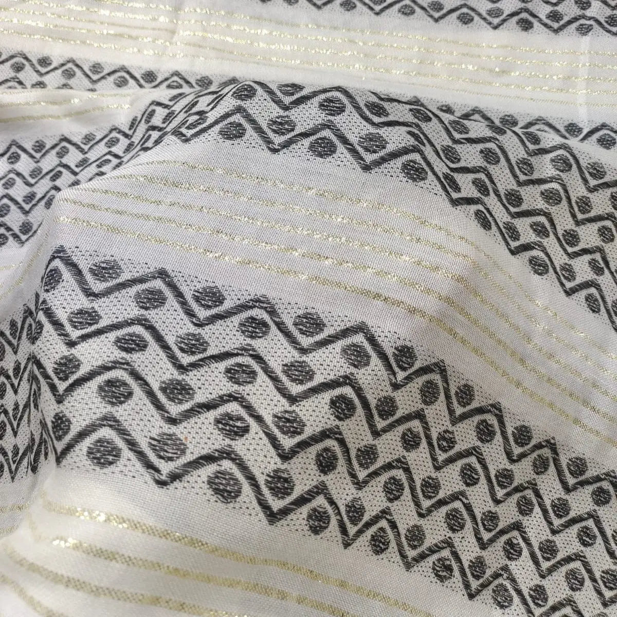 Yarn Dyed Pattern YD071 Fabric Hugs