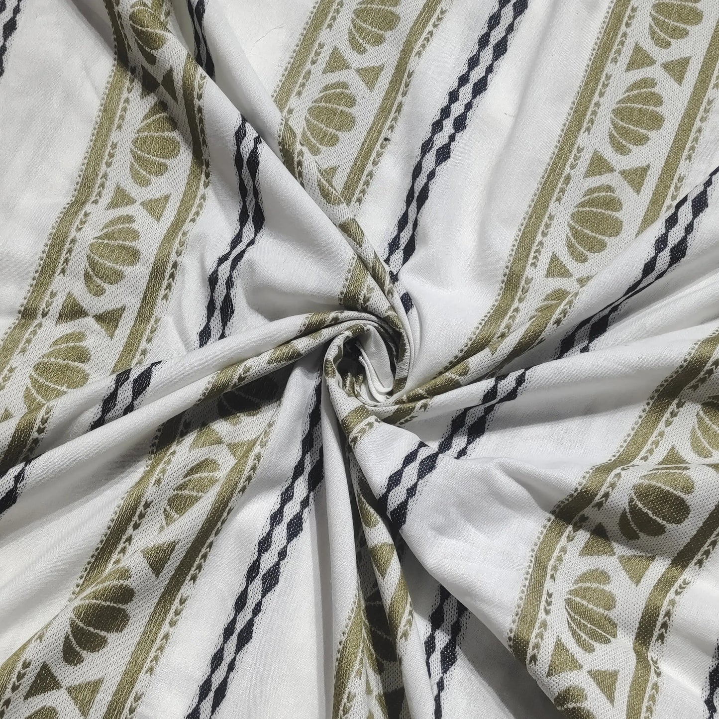 Yarn Dyed Pattern YD083 Fabric Hugs