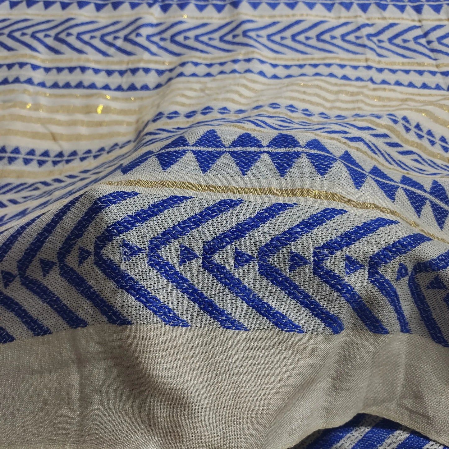 Yarn Dyed Pattern YD090 Fabric Hugs