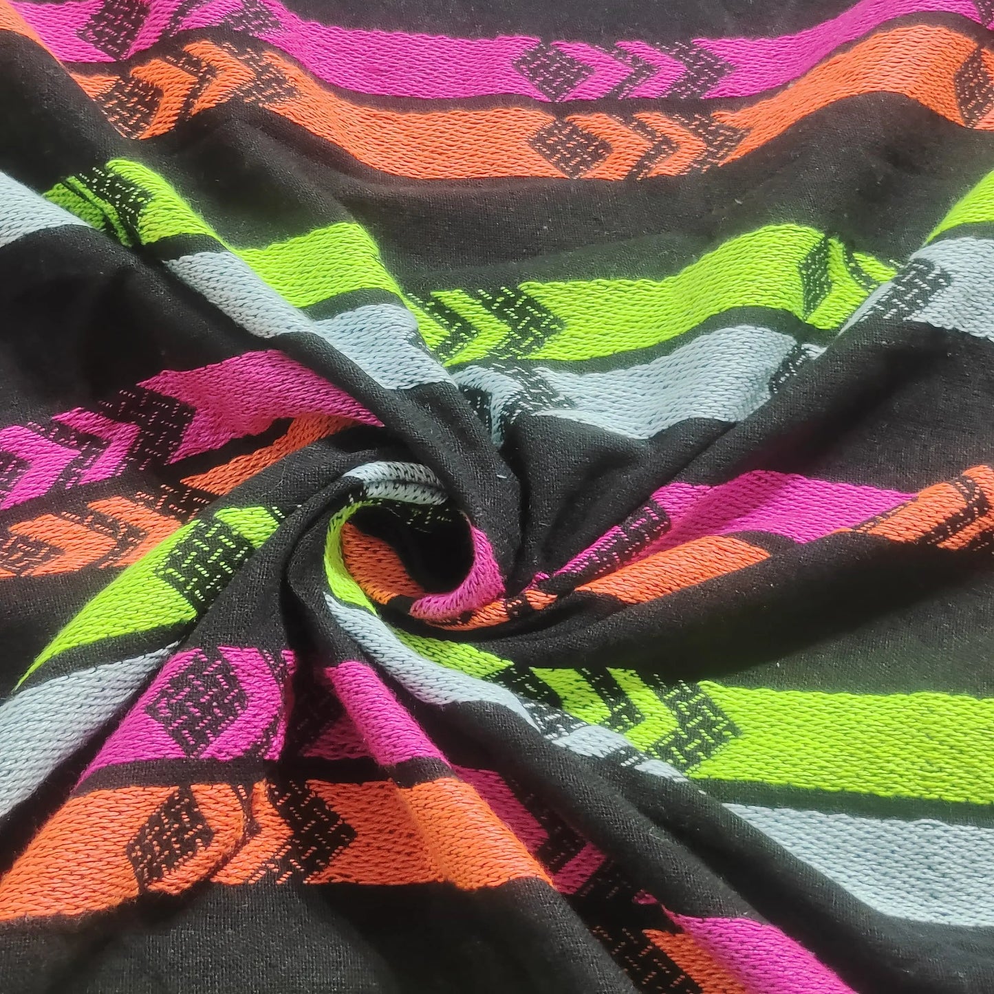 Yarn Dyed Pattern YD100 Fabric Hugs