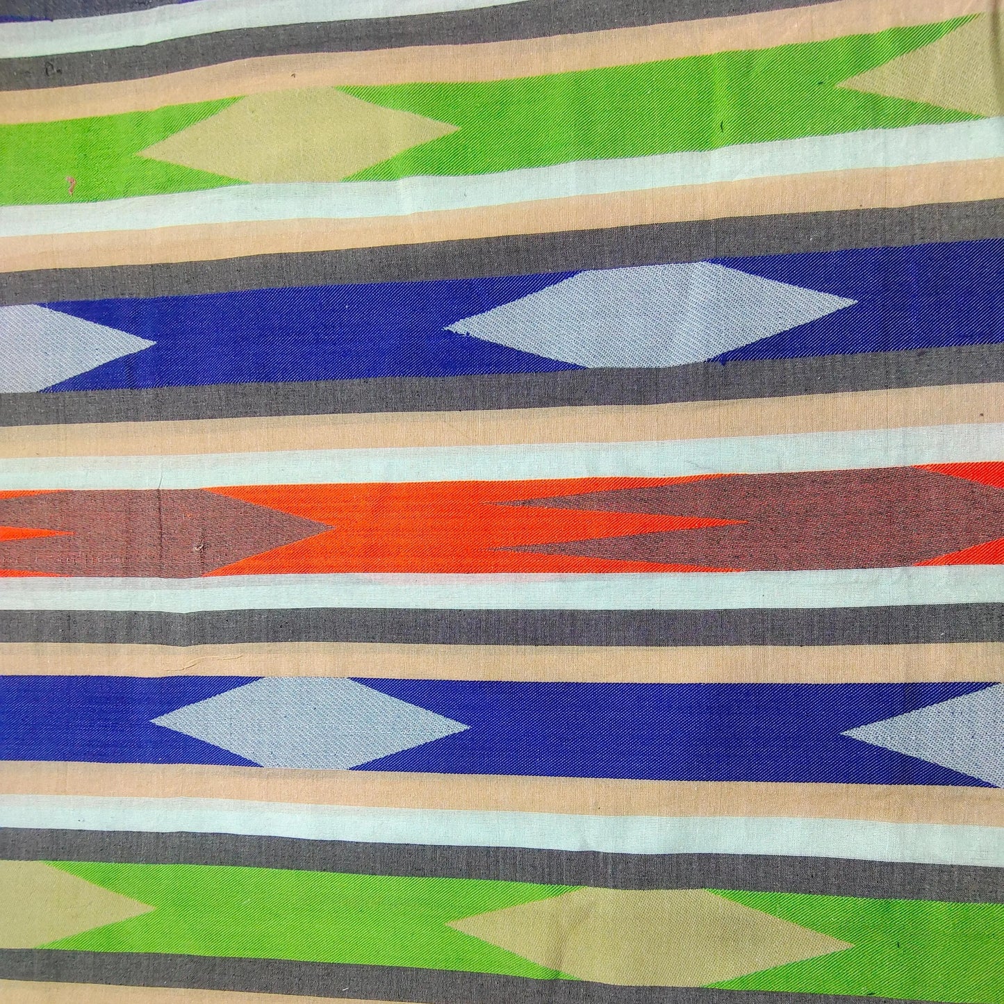 Yarn Dyed Pattern YD115 Fabric Hugs