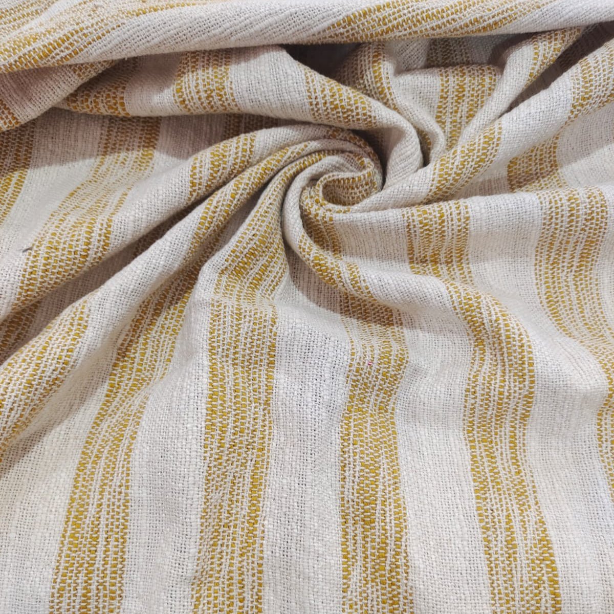 Handloom Jacquard Fabric HJ03555