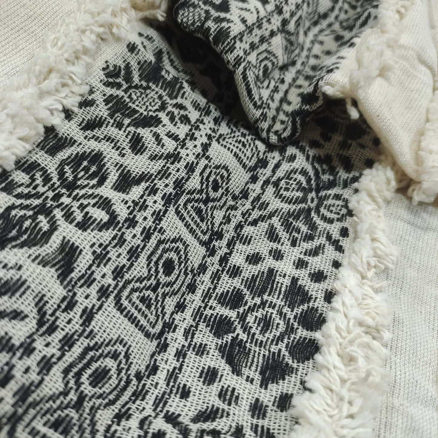 Handcrafted Cotton CH075