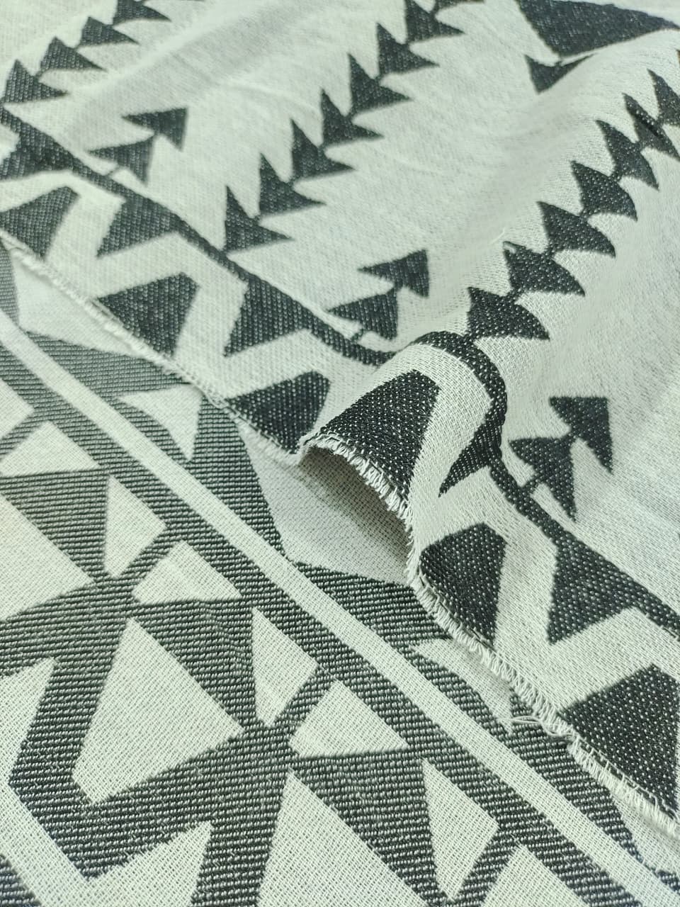 Yarn-Dyed Jacquard Fabric YD184
