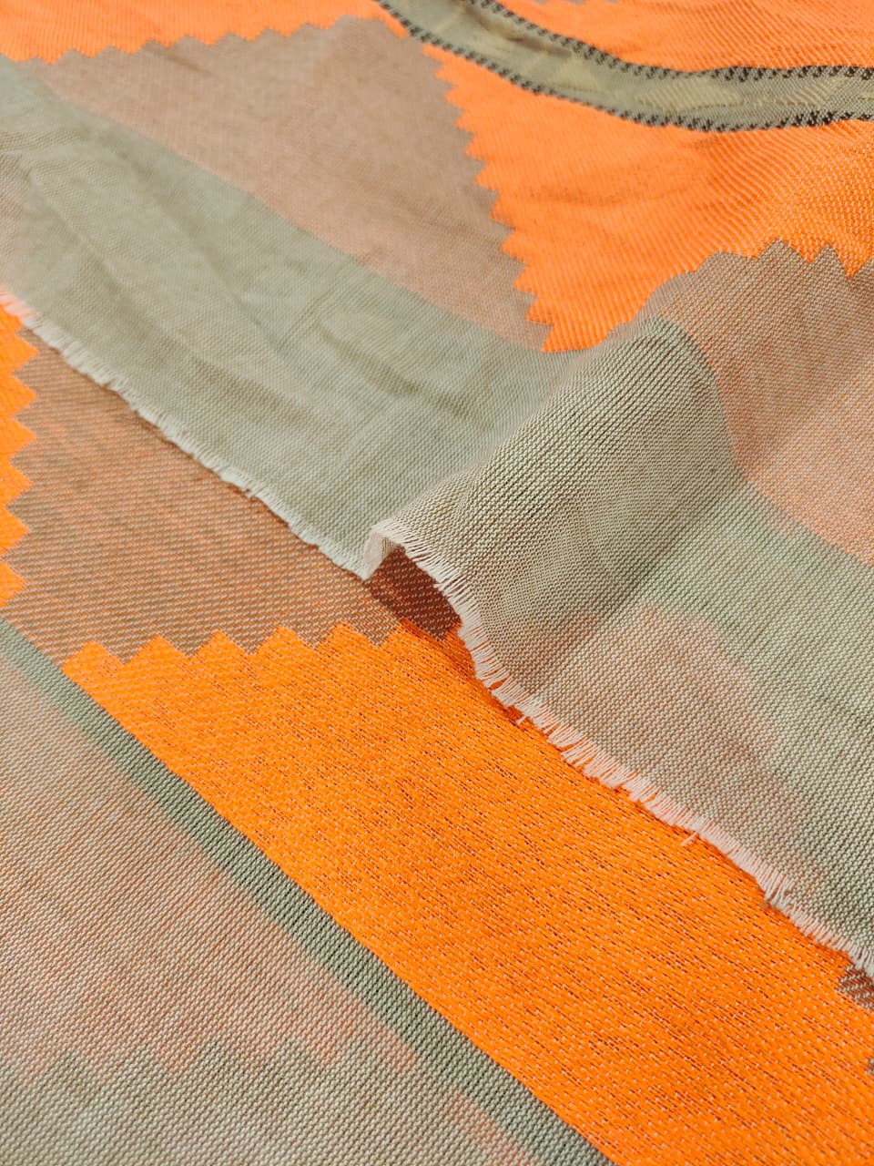 Yarn-Dyed Jacquard Fabric YD032