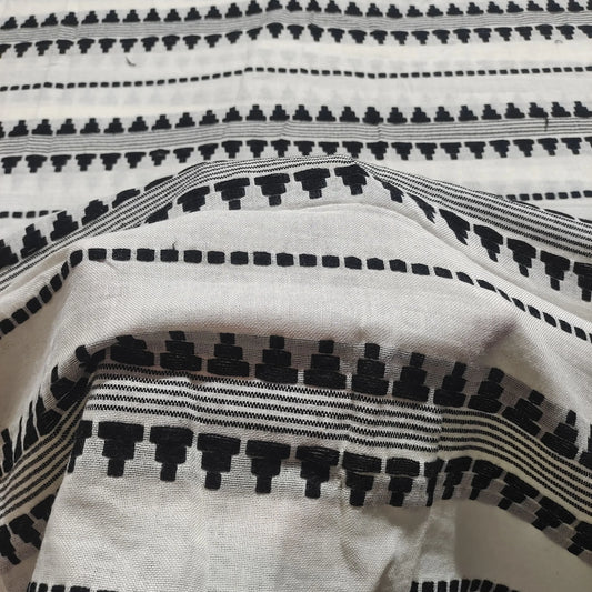 Yarn Dyed Pattern YD024 Fabric Hugs