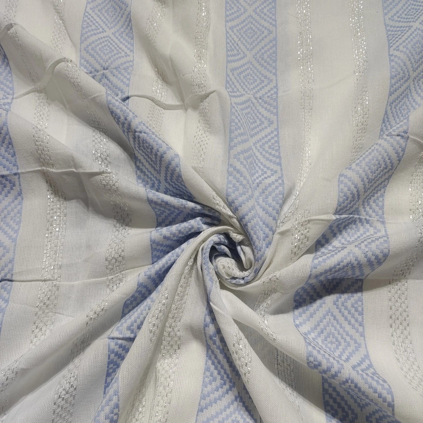 Yarn Dyed Pattern YD028 Fabric Hugs