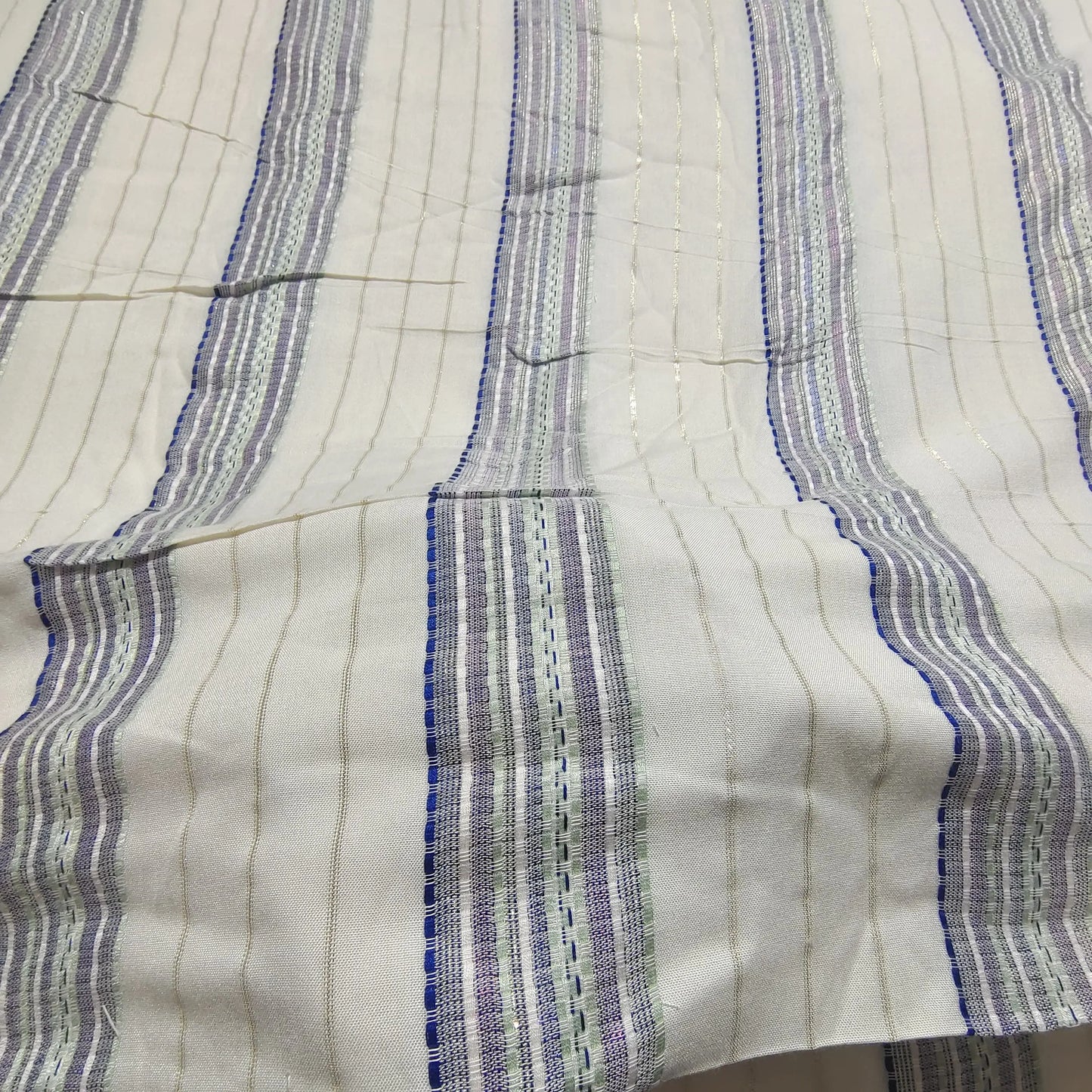 Yarn Dyed Pattern YD045 Fabric Hugs