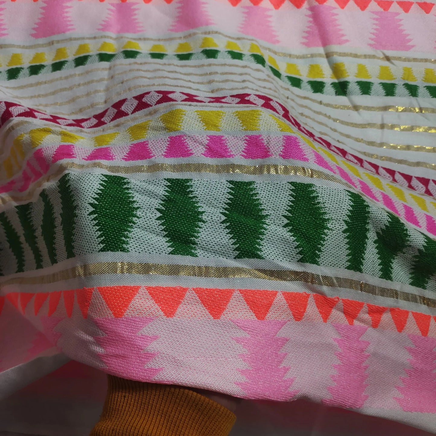 Yarn Dyed Pattern YD085 Fabric Hugs