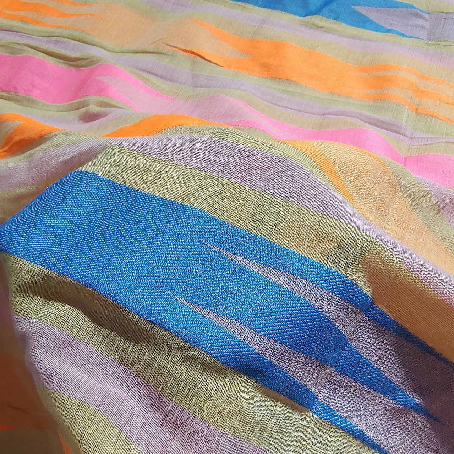 Yarn Dyed Pattern YD113 Fabric Hugs