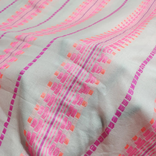 Yarn Dyed Pattern YD117 Fabric Hugs