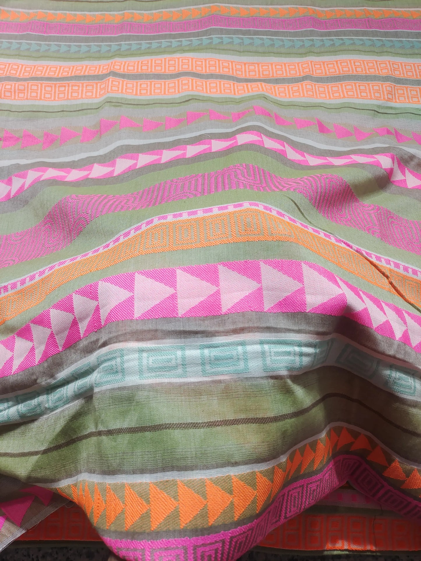 Yarn Dyed Pattern YD126 Fabric Hugs
